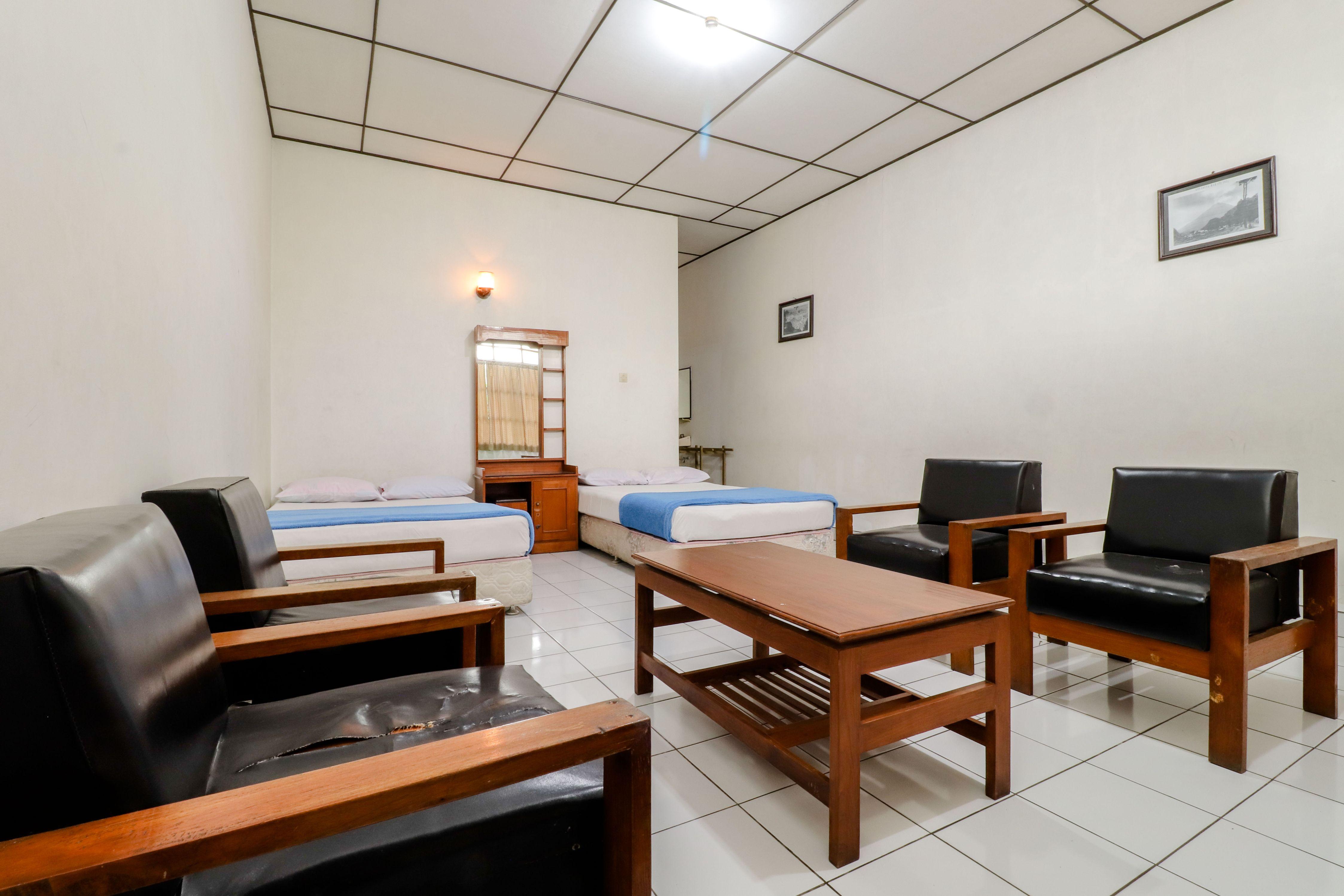 Satriafi Hotel Kaliurang Ngoại thất bức ảnh